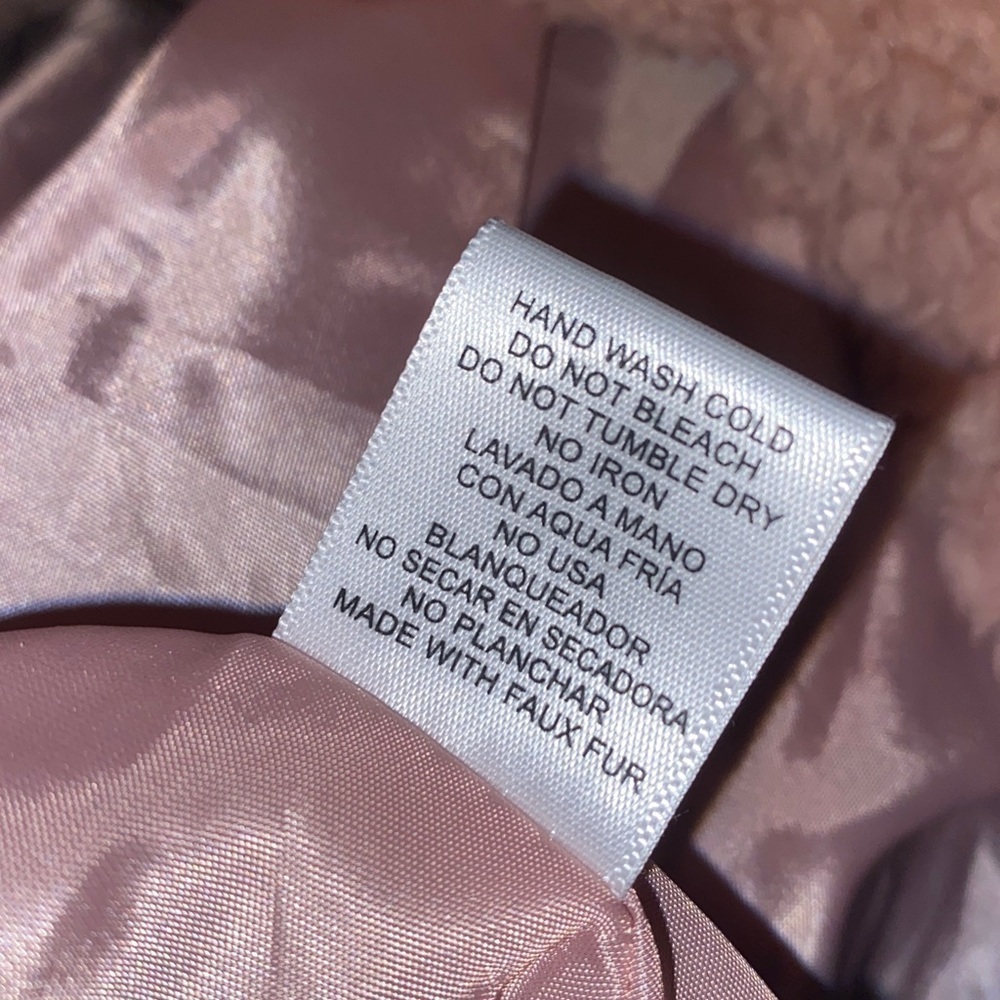Impressions Pink Sherpa Puffer Coat 🆕 - Picture 16 of 16